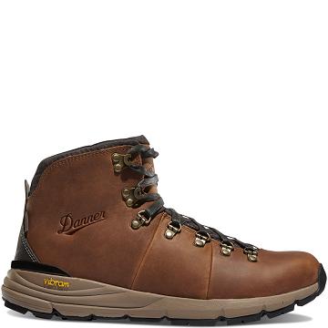 Brown Men's Danner Mountain 600 4.5" Hiking Boots | SG1463PQ