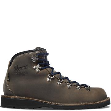 Grey Men's Danner Mountain Pass Hiking Boots | SG1507WY