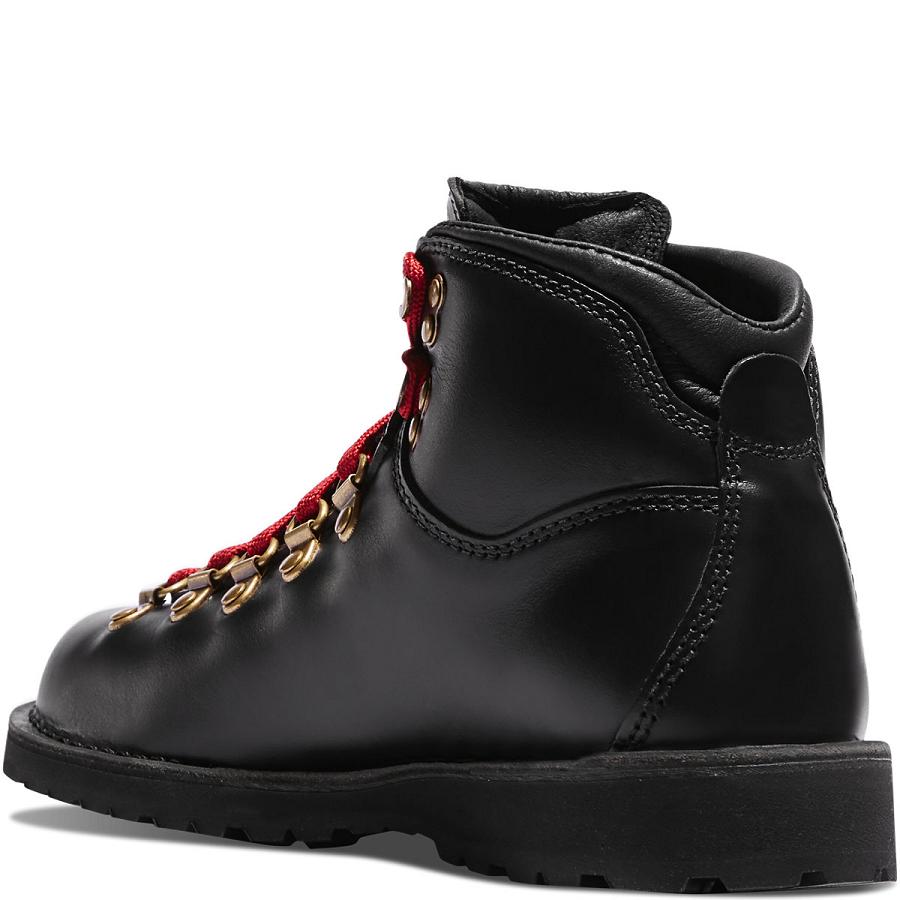 Black Women's Danner Mountain Pass Hiking Boots | SG1109ZG